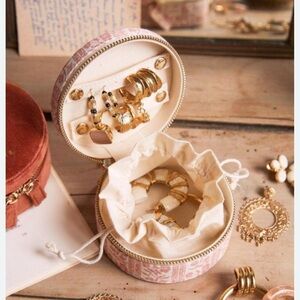 Sezane Gold and Cream Jewelry Set